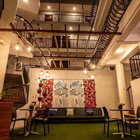 Kiwi Hotel Cebu Exterior photo