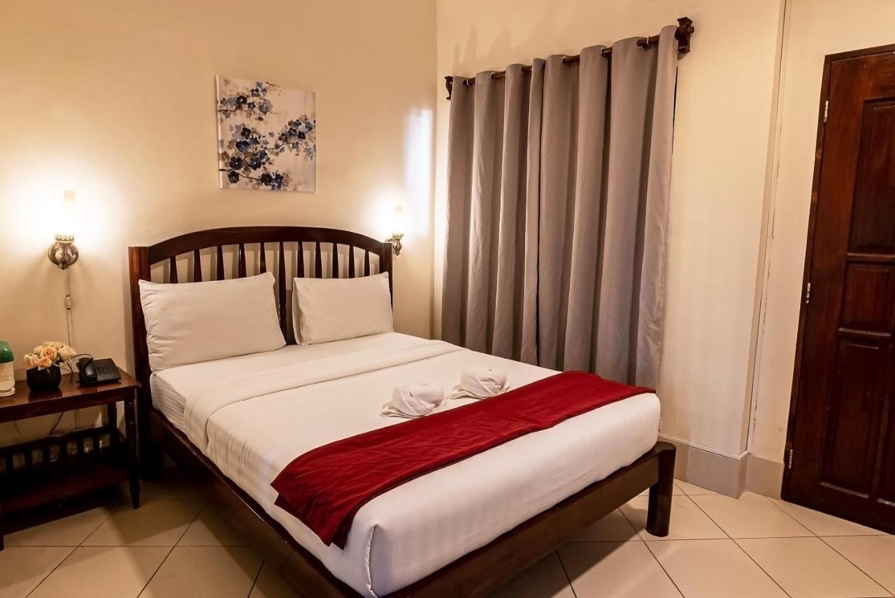 Kiwi Hotel Cebu Exterior photo