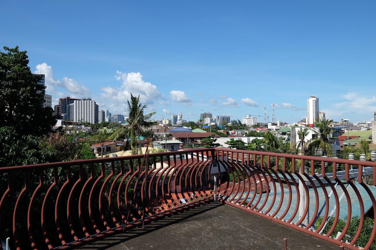 Kiwi Hotel Cebu Exterior photo
